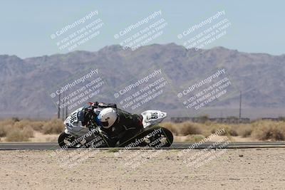 media/Apr-20-2025-CVMA (Sun) [[39090e8767]]/Race 11-500-350 Supersport (Holeshot)/